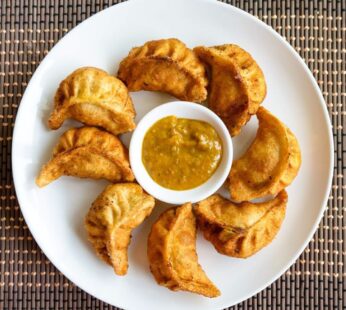 VEG FRIED MOMO