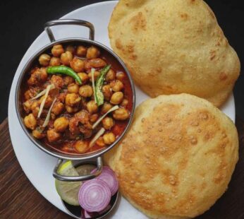 CHOLE BHATURE