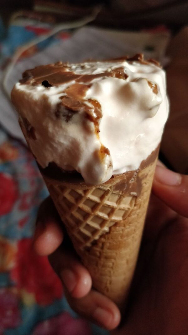 Kwality Walls Cornetto Butterscotch Frozen Dessert Cone 105ml